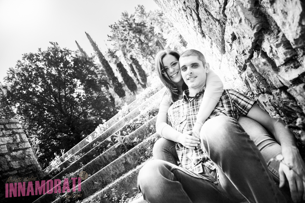 Regalati un servizio fotografico pre Matrimonio a Brescia come Sara e Michele! Foto studio pop art regala il love sessione nei servizi inclusi al pacchetto di Foto digitali e fotolibro (Album di matrimonio). Un meraviglioso regalo per essere a vostro agio ancor prima il fatidico giorno delle nozze!!! Un esclusiva che solo fotopopart.it & Innamorati degli sposi offre a tutti gli innamorati pronti al matrimonio!. Contatta lo studio e richiedi le informazioni o un primo preventivo. Un regalo unico gratuito ti aspetta, prenota la tua love session, richiedi informazioni al 3289169787