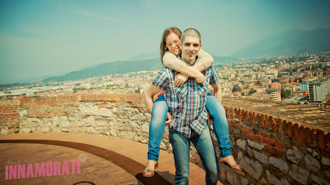 Fotografo di Matrimonio -fotobook matrimonio, foto matrimonio, foto prematrimonio, prematrimoniale brescia, matrimonio brescia, video prima del matrimonio brescia, castello brescia matrimonio, filmati matrimonio bresciani, pre filmino matrimonio, pre foto matrimonio brescia