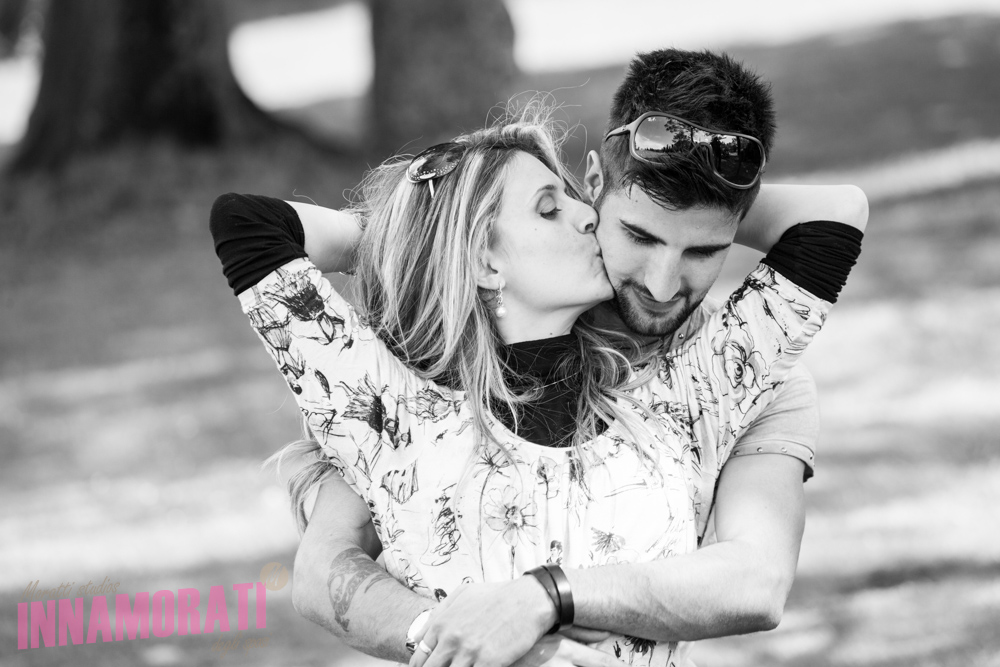 Nicolas e Lucia Pre matrimonio al Parco di Verona. Riprese Morris Moratti e Filippo Palmesi Curti - Montaggio Innamorati degli Sposi per informazioni visitate il sito dei Matrimonio e pre matrimoni